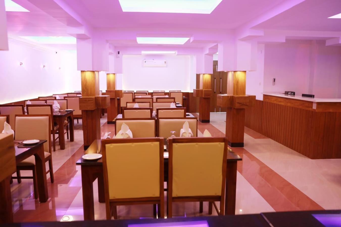 Pearl Residency Otel Ayoor Dış mekan fotoğraf