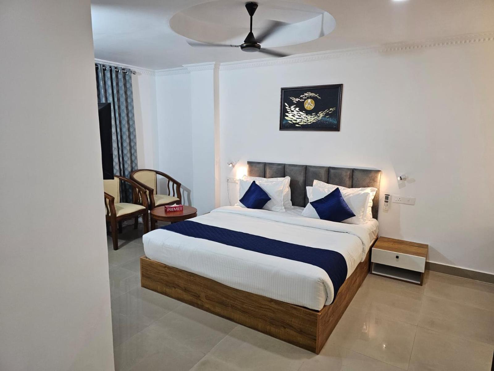 Pearl Residency Otel Ayoor Dış mekan fotoğraf